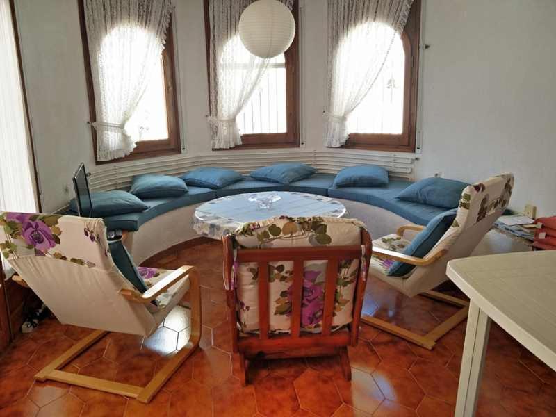 Villa Xalet Amb Jardi Empuriabrava Exterior foto